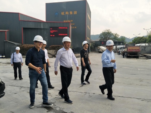 【管理纵横】抢抓机遇 放眼未来 ——人生就是博尊龙集团董事长来连毛赴杭构•砼二分公司视察指导工作