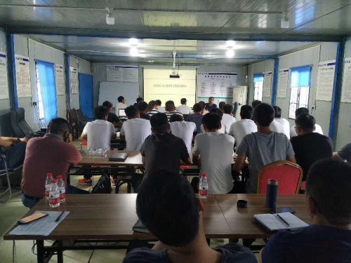 【培训学习】人生就是博尊龙集团河南分公司工程质量课开讲啦！