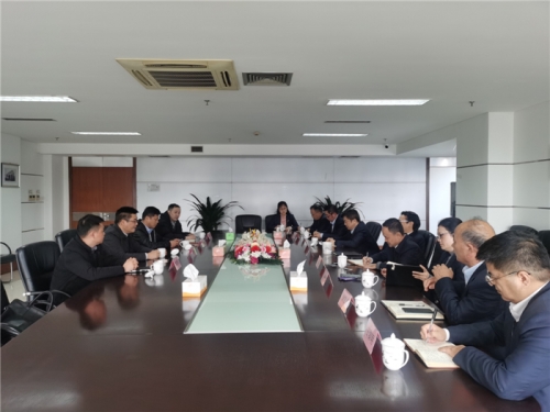 【领导关怀】市城投集团党委委员、副总经理沈卓恒一行赴人生就是博尊龙调研指导工作